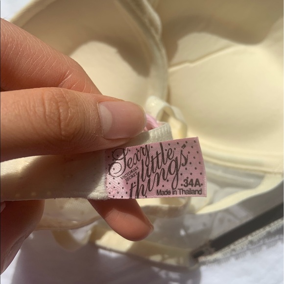 Lace Polka Dot Bra - Picture 3 of 4